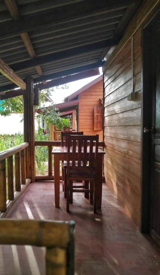 Nana Bungalows Ban Tan エクステリア 写真