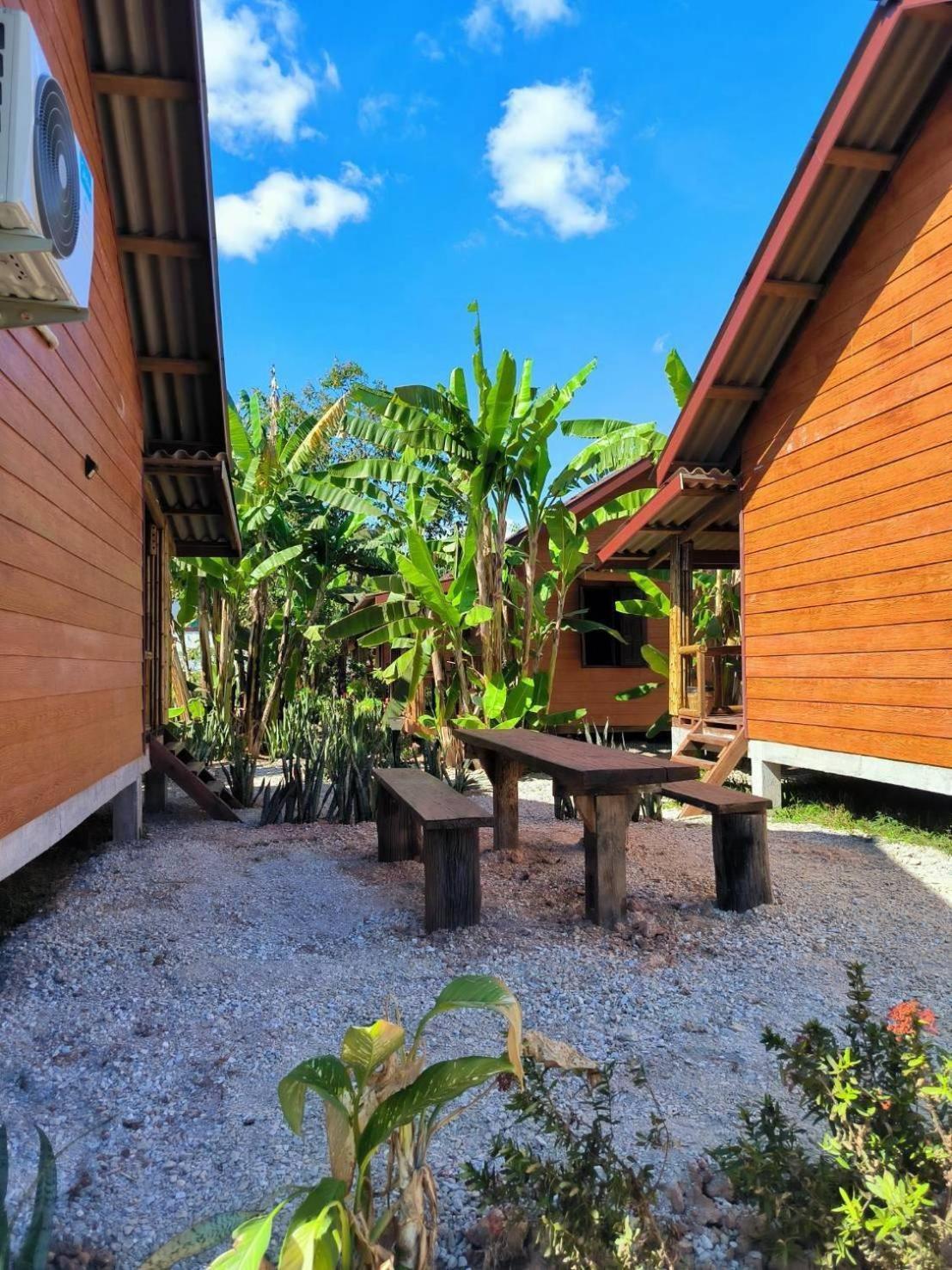 Nana Bungalows Ban Tan エクステリア 写真