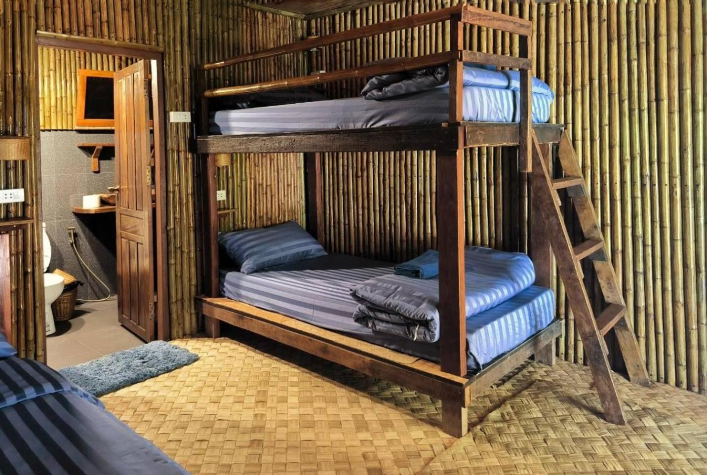 Nana Bungalows Ban Tan 部屋 写真