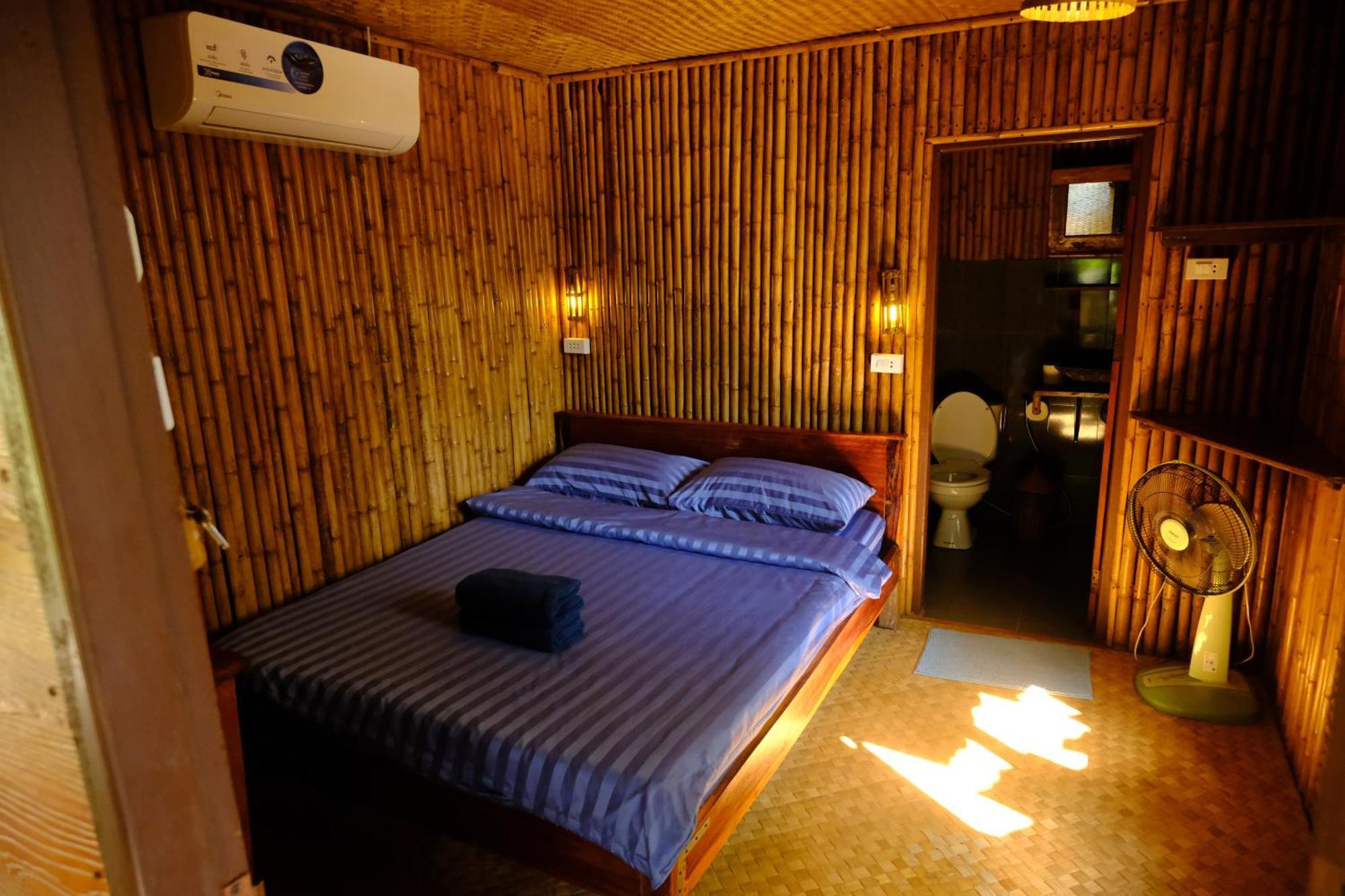Nana Bungalows Ban Tan 部屋 写真
